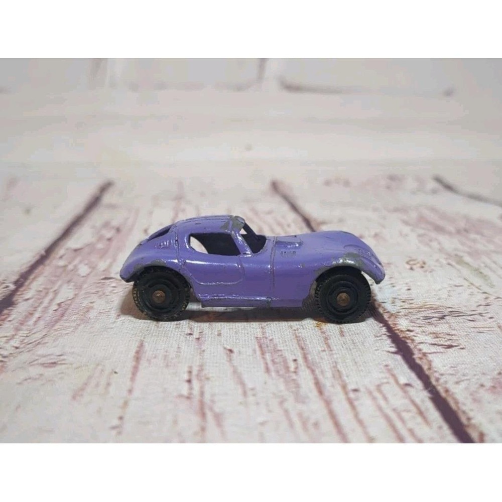 Vintage 1960s Tootsie Toy Cheetah Die Cast Race Car Purple USA